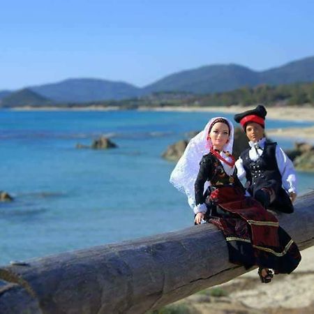 B&B Sa Pintadera Muravera Bagian luar foto