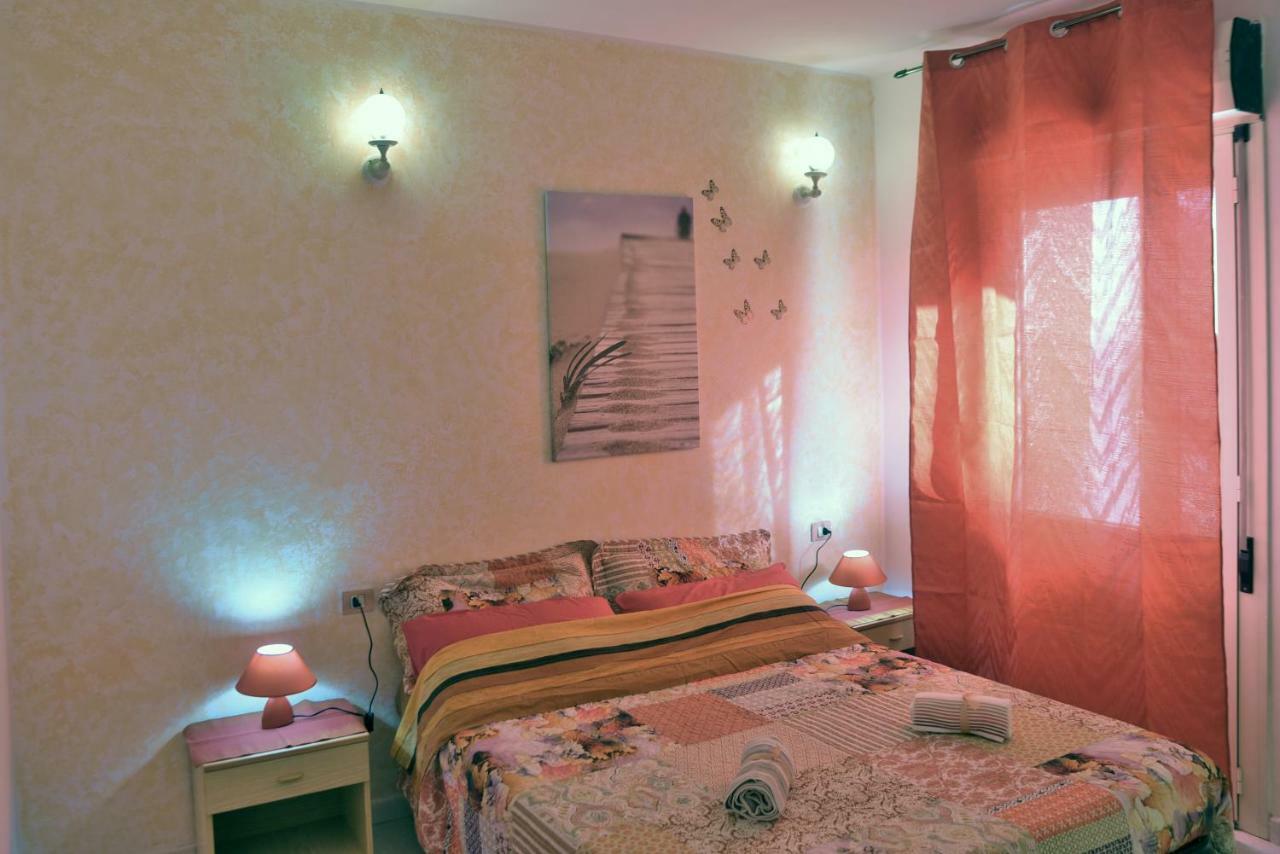B&B Sa Pintadera Muravera Bagian luar foto