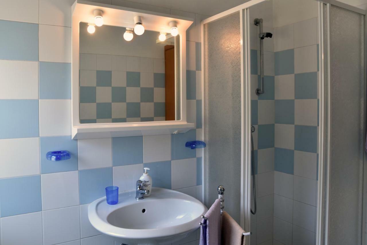 B&B Sa Pintadera Muravera Bagian luar foto