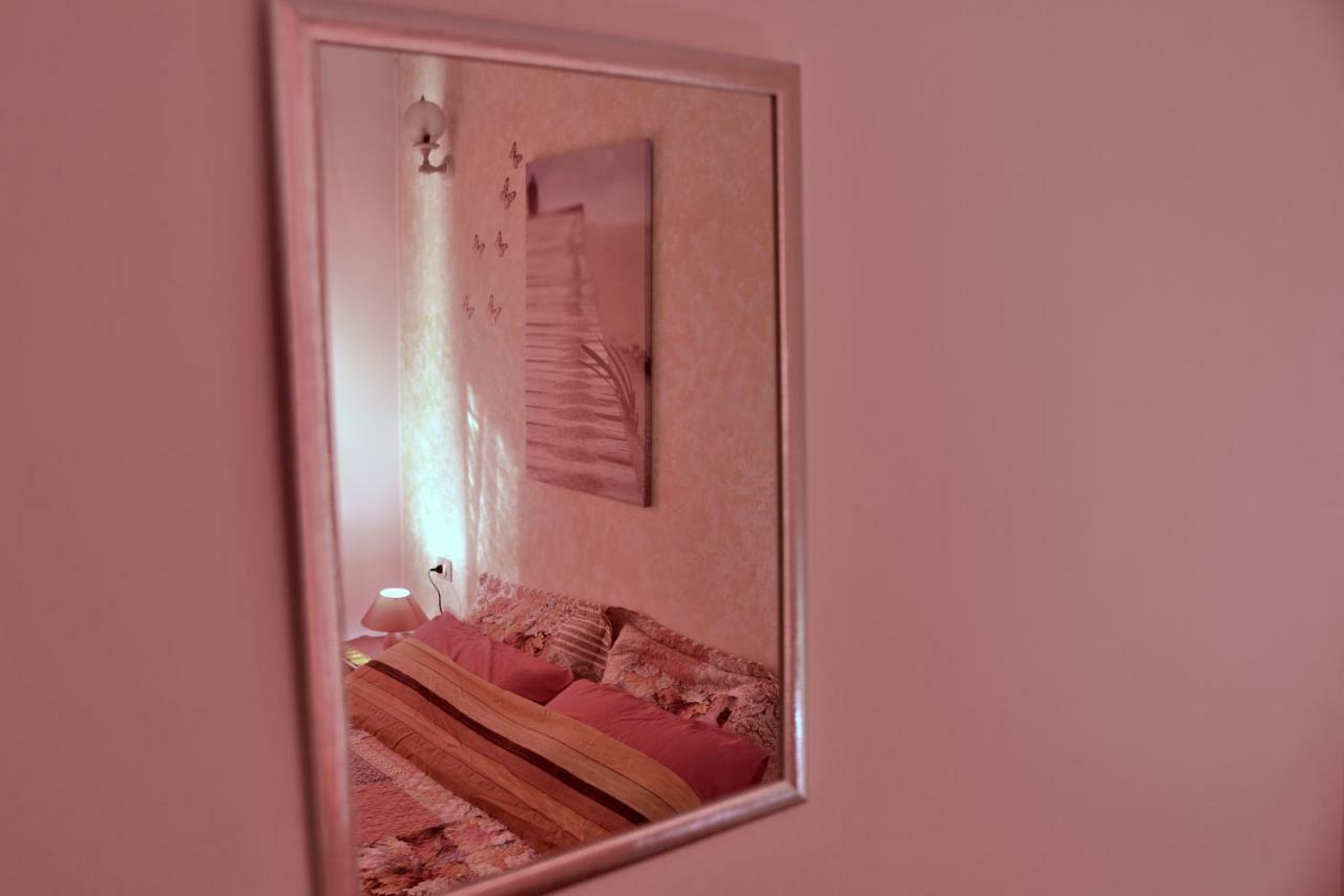 B&B Sa Pintadera Muravera Bagian luar foto