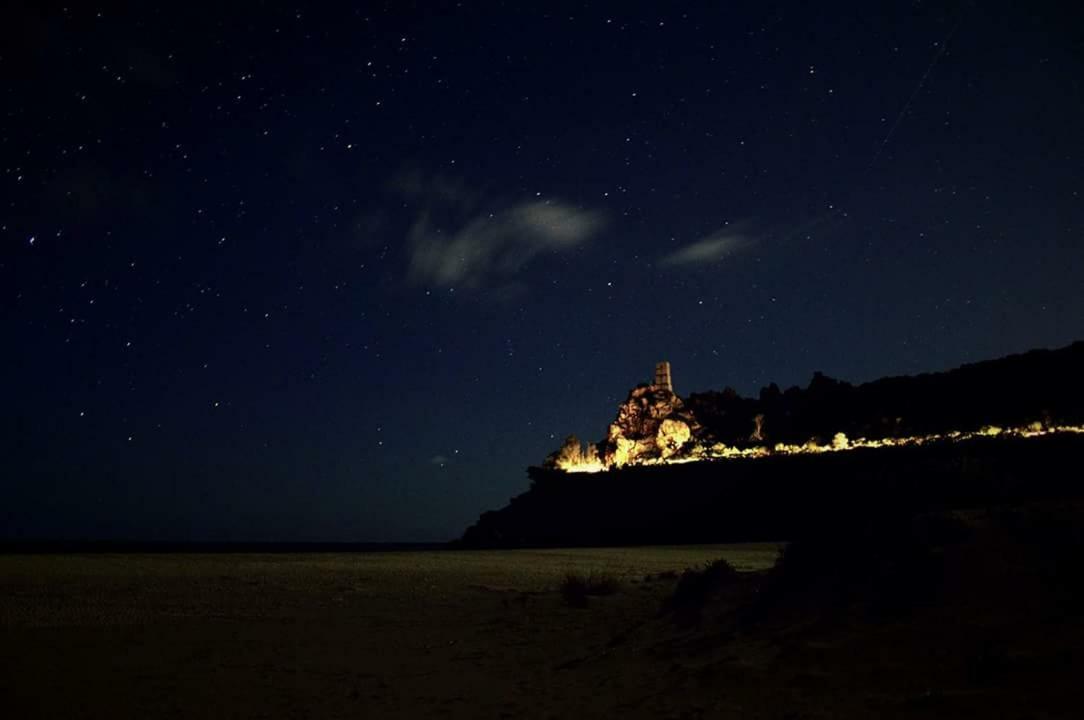 B&B Sa Pintadera Muravera Bagian luar foto